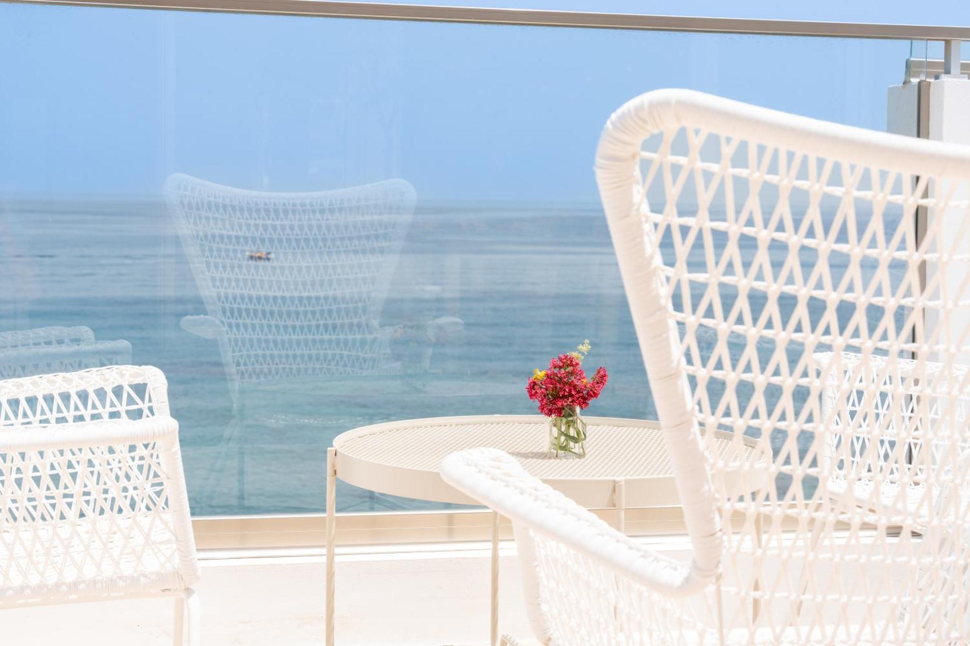 Sea Breeze Hotel (Adults Only) Herszonisszosz Kültér fotó